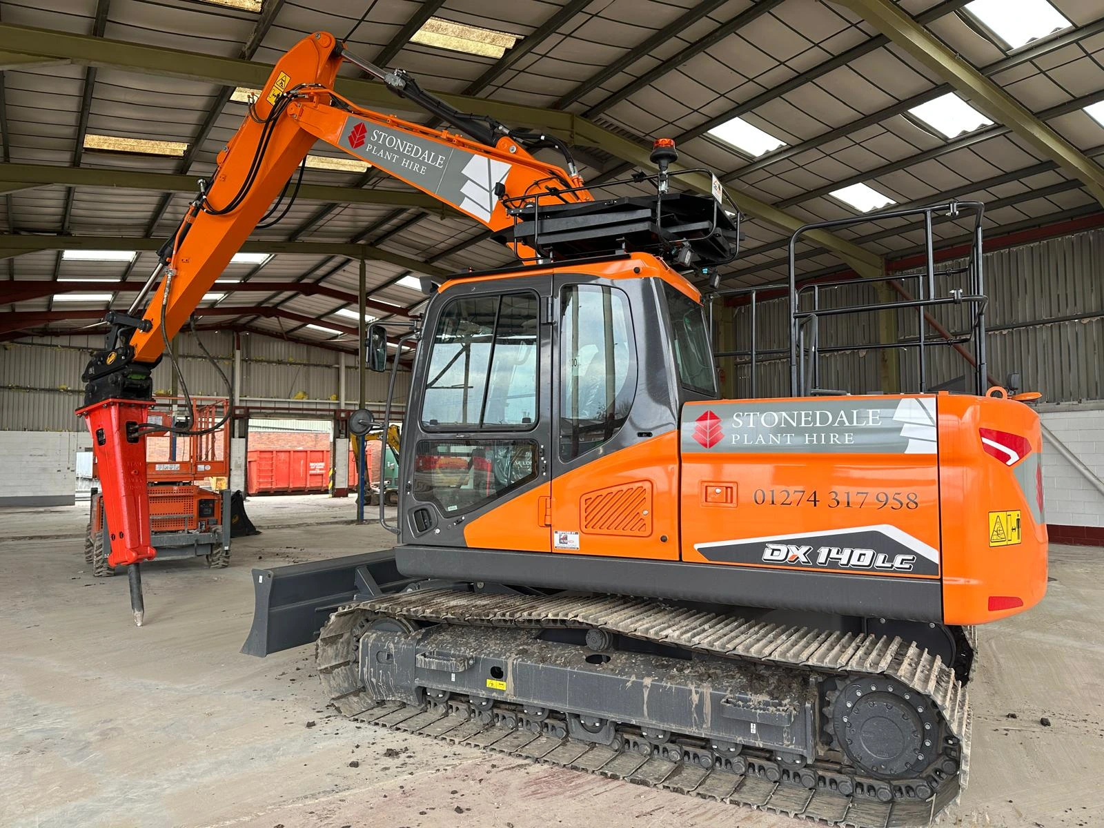 14 Tonne Develon DX140LC Excavator plant hire West Yorkshire Cleckheaton Stonedale Construction