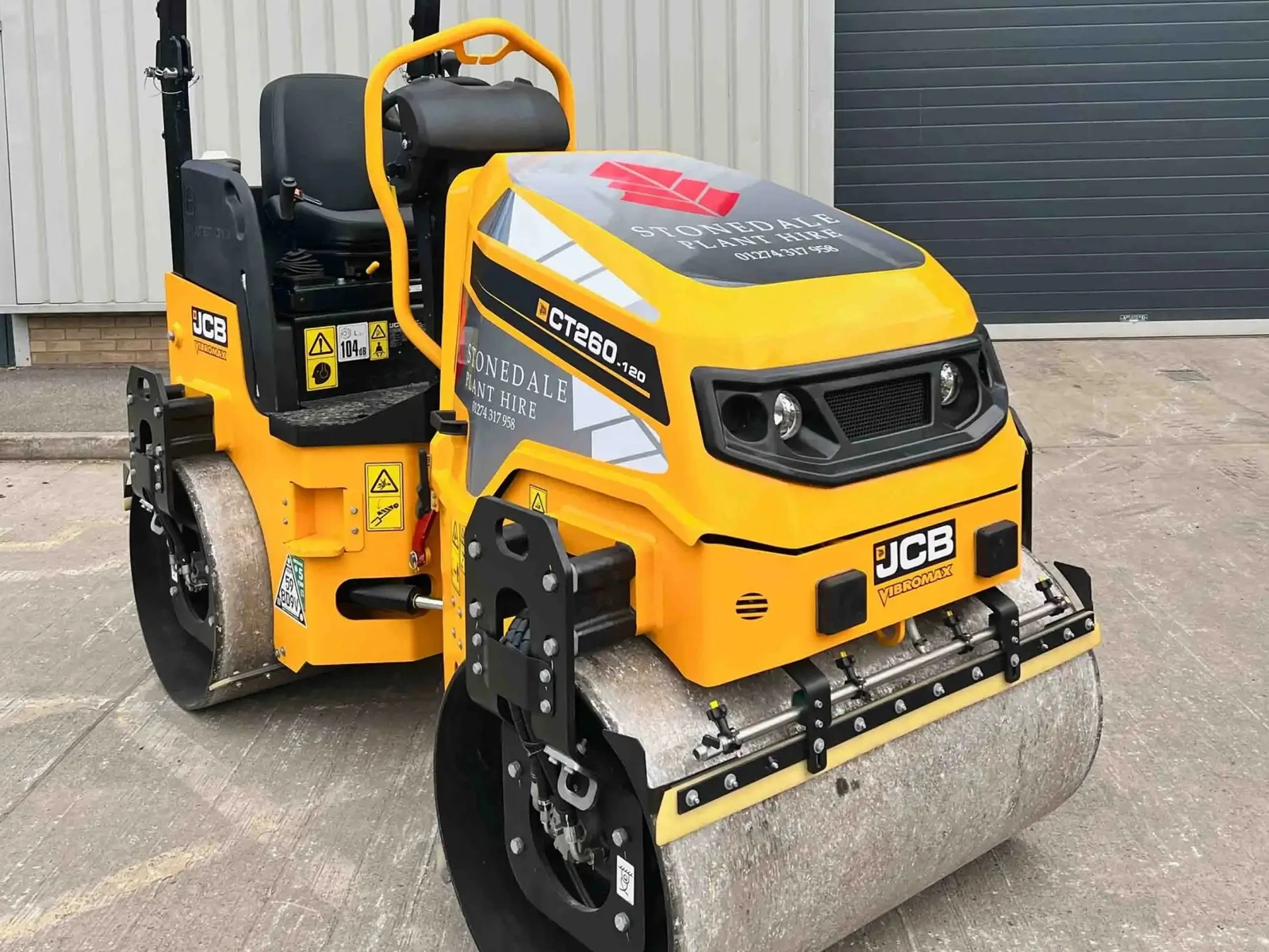 2.7 tonne JCB easy to use tandem roller 1200mm drum width plant hire West Yorkshire Cleckheaton Stonedale Construction